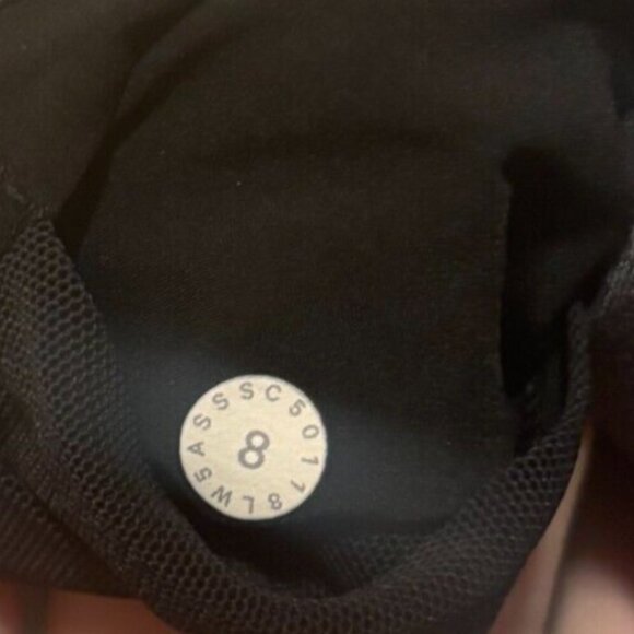 Lululemon On The Fly Pant Womens Size 8 In Dark Gray Full-On Luxtreme - Picture 5 of 5